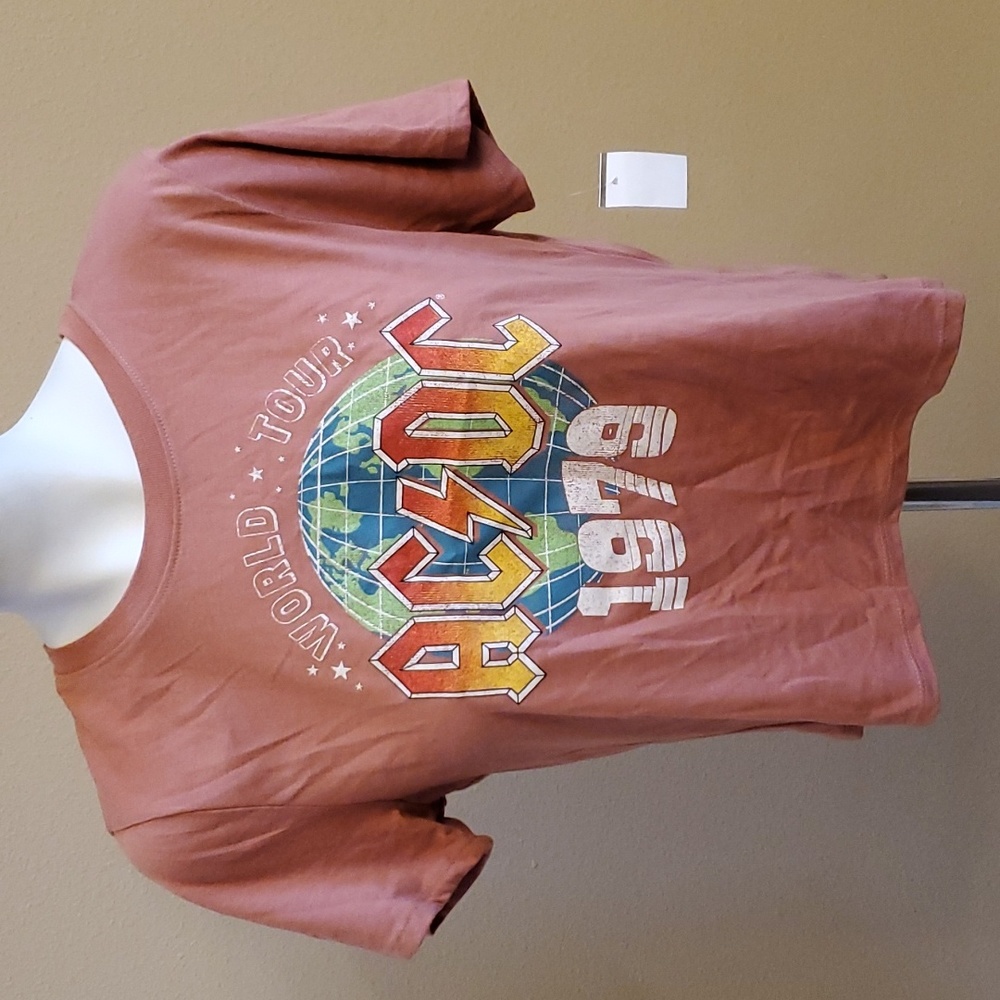 LAST ONE-- Womens AC DC World Tour 1979 Open Tie Back T-Shirt Size 3X  NWT